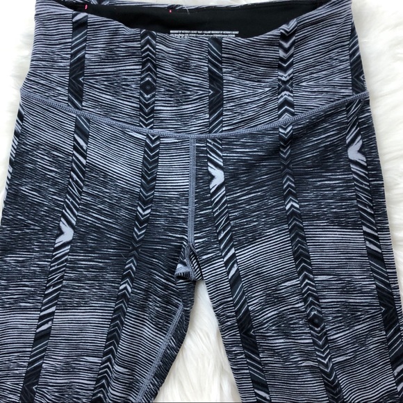 Victoria’s Secret Sport VSX | Knockout Tight Wood - Picture 4 of 6